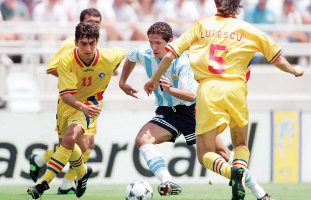 EXCLUSIV Ilie Dumitrescu: "România '94 era ce e azi Liverpool" + Era Lucescu mai potrivit ca selecționer în locul lui Iordănescu? + Cum arată cea mai bună Steaua: "Ei 7 să nu lipsească"
