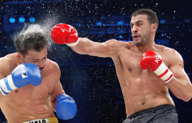 BENNY ADEGBUYI - BADR HARI  // VIDEO » Românul anunță că va avea un meci uriaș în acest an!