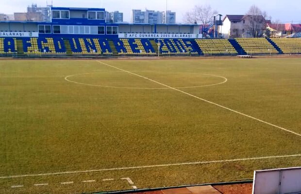 FOTO Se joacă în mocirlă? Meciul dintre Dunărea și FCSB se va disputa în condiții dificile