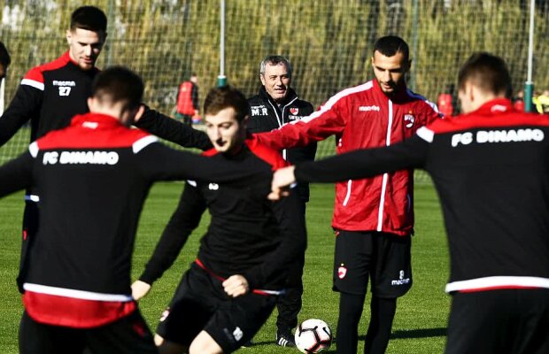 DINAMO // Mircea Rednic anunță o schimbare uriașă la Dinamo: „Singurul jucător care merită e Dan Nistor, restul sunt datori” 