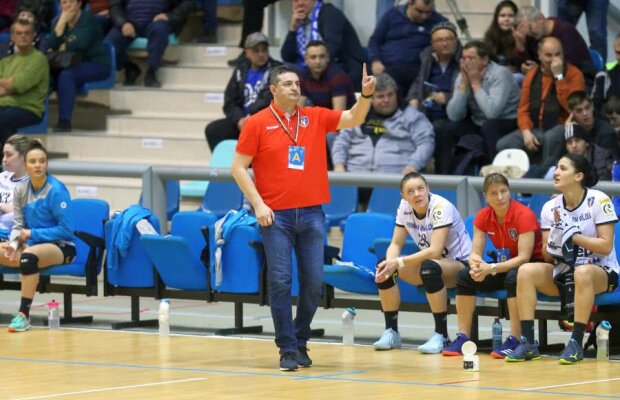 Florin Pera, antrenorul SCM Rm. Vâlcea, are încredere după victoria de la Craiova: ”Apărarea câștigă campionate!” 