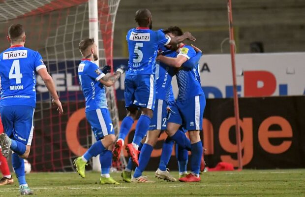 DINAMO - FC BOTOȘANI 1-2 // EXCLUSIV Rednic primește un răspuns acid după acuzațiile cu „Trio Ra-ta-ta”: „Când te dor dinții, te duci la dentist”