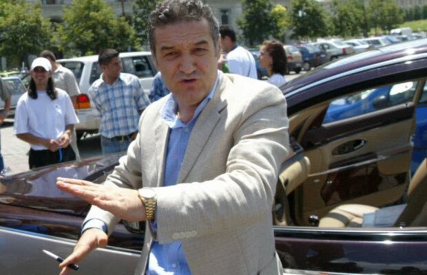 Becali reacționează în controversa schimbărilor lui Teja: „Fiecare face ce vrea! Îmi spune mie unul care stă cu câinele în casă?!” + declarație dură despre Pițurcă