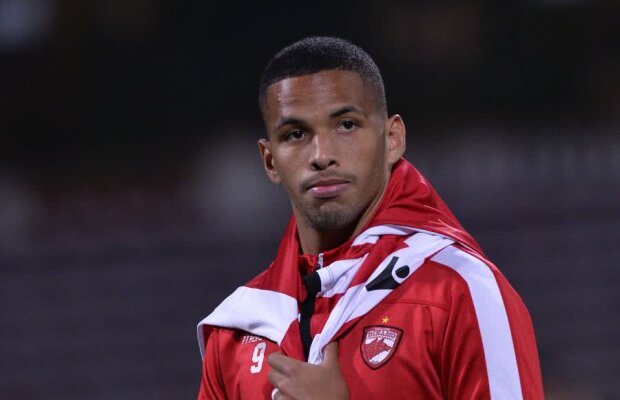 FCSB  - VIITORUL 1-2 // FOTO „Câinele” Rivaldinho nu-și uită trecutul: fotografia postată după ce Viitorul a răpus-o pe FCSB: „Doar Dinamo București”