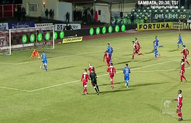 SEPSI - CS U CRAIOVA // VIDEO + FOTO 5 fotbaliști olteni au scăpat singuri în careul gazdelor! Vezi deznodământul fazei
