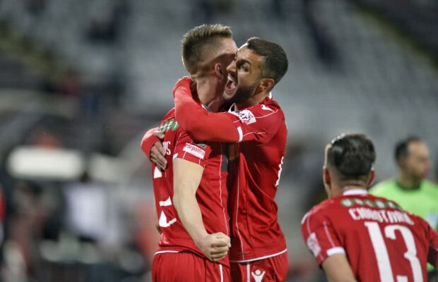 DINAMO - HERMANNSTADT 2-0 // 45 de minute și atât! Dinamo și-a sufocat adversara în prima repriză, dar nu a mai contat după pauză