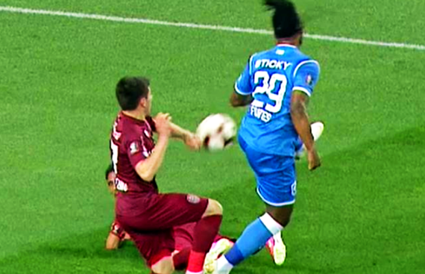 CSU CRAIOVA - CFR CLUJ 0-0 // Marius Avram, încă o decizie controversată! Crăciunescu afirmă răspicat: „Penalty pentru Craiova”