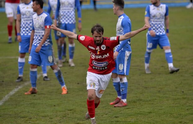 LIGA 2, ETAPA 29 // DACO-GETICA - U CLUJ 2-6 // FOTO + VIDEO L-au salvat pe Bogdan Lobonț: „șepcile roșii” s-au dezlănțuit la București