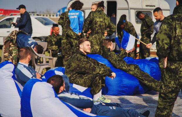 VIITORUL - CSU CRAIOVA // Papură ca Luis Enrique! Și-a dus jucătorii de la CSU Craiova la paintball și visează la remontada cu Viitorul