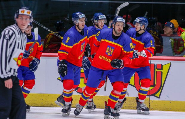 ROMÂNIA - POLONIA 3-2 // VIDEO+FOTO La două meciuri de promovare! „Naționala” de hochei a învins și Polonia, principala rivală, după un meci dramatic » Ce urmează pentru „tricolori”