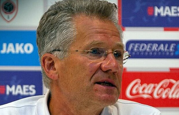 GENK - ANTWERP 4-0 // Ladislau Boloni s-a enervat după umilința cu Genk: „Poate îmi explicaţi voi, ziariştii, dac-aţi văzut”