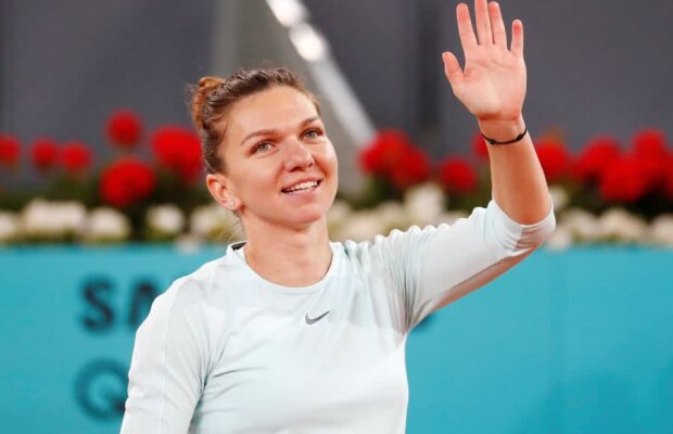 SIMONA HALEP - VIKTORIA KUZMOVA 6-0, 6-0 // Halep despre atuul avut în meciul de azi: „Asta m-a avantajat”