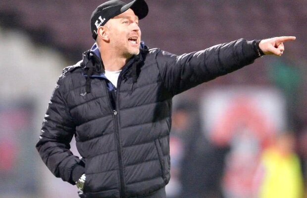 Informații de culise la miezul nopții: „M-am ars cu Teja, nu mă ard și cu Iordănescu! Are clauză BETON 300, ca la poduri!”