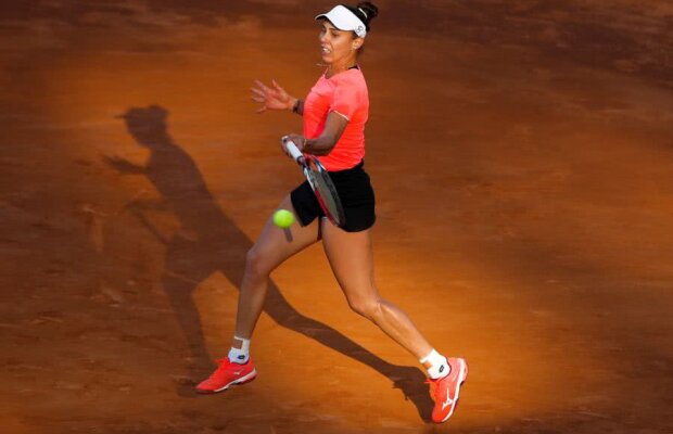 ROLAND GARROS // FOTO Mihaela Buzărnescu, OUT din primul tur » Sorana Cîrstea, victorie dramatică