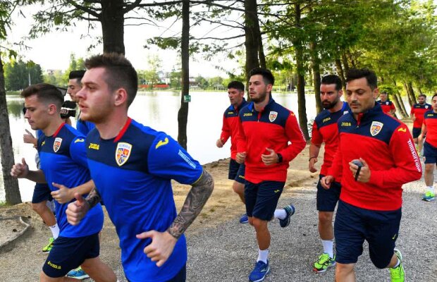 ROMÂNIA U21 // GALERIE FOTO + VIDEO Mirel Rădoi, primul antrenament al naționalei U21 în cantonamentul din Italia: „Ușor, să nu transpirați!” » Imagini în exclusivitate din Bagno di Romagna