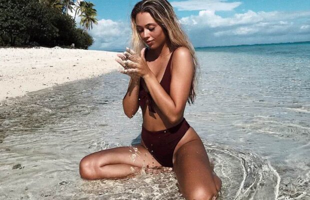 FOTO Declarație de dragoste » Un fotbalist și-a dus iubita într-o vacanță exotică și a luat-o prin surprindere