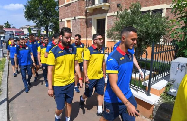 ROMÂNIA 21 // VIDEO + FOTO Cu „Guriță” la plimbare prin Forlimpopoli » Jucătorii naționalei de tineret s-au relaxat alături de selecționerul primei reprezentative