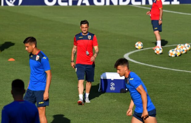 ROMÂNIA U21 - ANGLIA U21 // VIDEO + FOTO Antrenamentul oficial al „tricolorilor” s-a desfășurat pe o căldură sufocantă