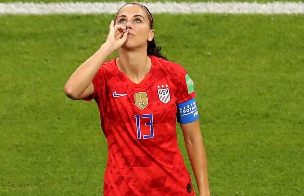 SUA, a treia finală la rând de CM! Gestul lui Alex Morgan a creat polemici, iar Hillary Clinton a intervenit