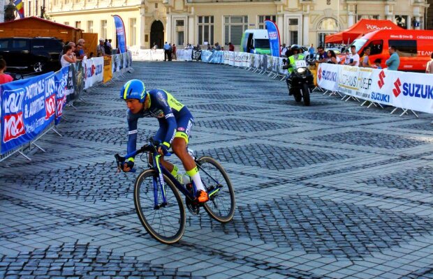 TURUL CICLIST AL SIBIULUI // Victorie olandeză în Prolog: Ivar Slik, cel mai bun timp pe străduțele din centrul istoric al Sibiului
