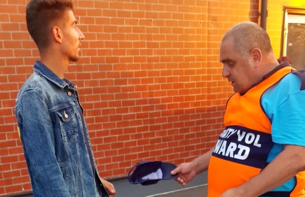 ACADEMICA CLINCENI - CFR CLUJ // Robert Ion, jucătorul plecat de la FCSB la Clinceni, enervat de stewarzi: „Hai cu ecusonul ăla, să moară mama!”