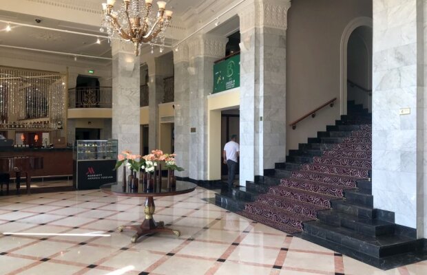 ALASHKERT - FCSB // EXCLUSIV VIDEO+FOTO Tănase și Coman stau în cel mai mare hotel, situat în centrul Erevanului » Cum arată camerele jucătorilor și a lui Bogdan Andone