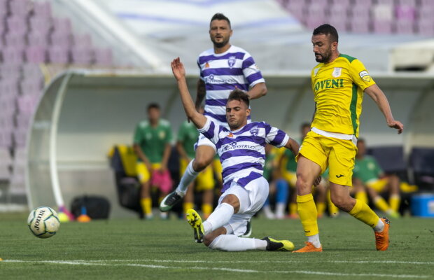 Experimentatul mijlocaș de 27 de ani s-a distrat cu vedetele timișorenilor: Victoria lui Hergheligiu!