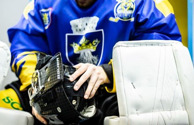 Cazul dopingului din sport se întinde și la hochei! Jucători de la Corona Brașov, duși la aceeași clinică pentru terapie cu laser intravenos 