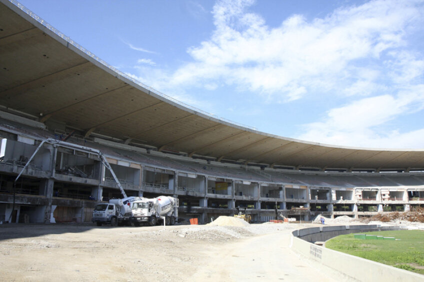 Lucrarile la stadion sint in plina desfasurare