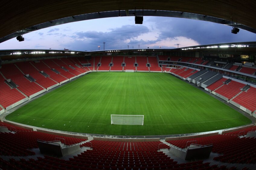 Stadionul din Praga are o capacitate de aproape 21.000 de locuri