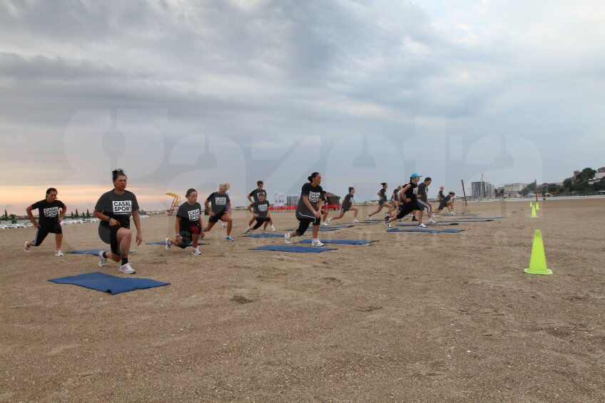 Fetele au tras tare să intre în formă înaintea noului sezon