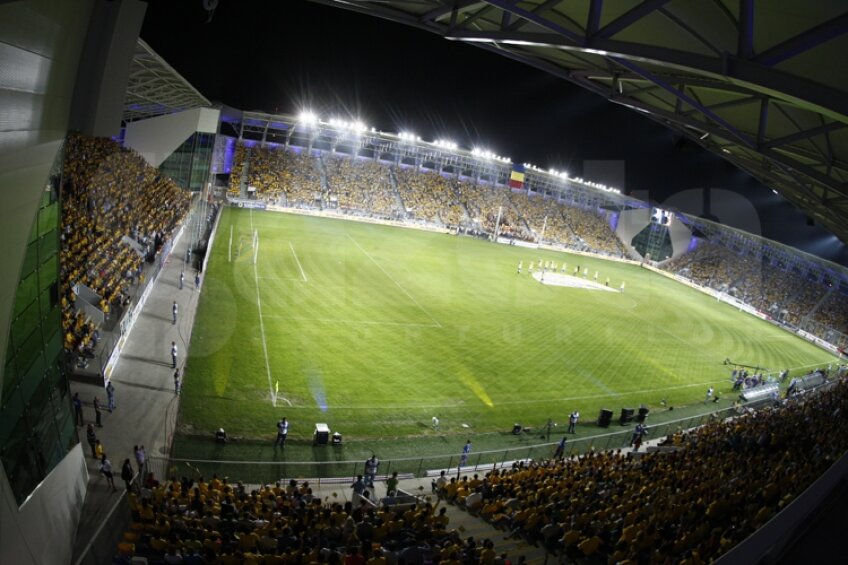 Imagini de la inaugurarea stadionului 