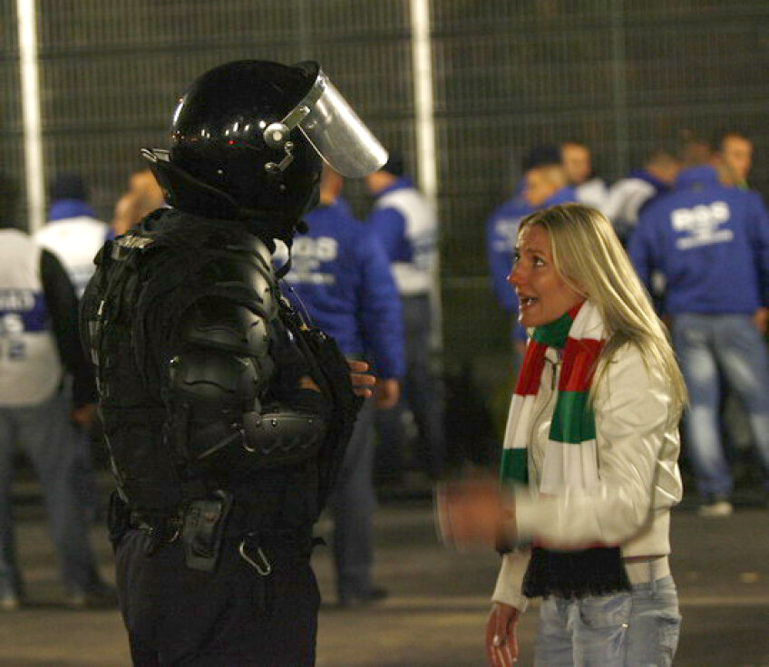 Imagini cu suporterii polonezi la Național Arena înaintea meciului Rapid - Legia