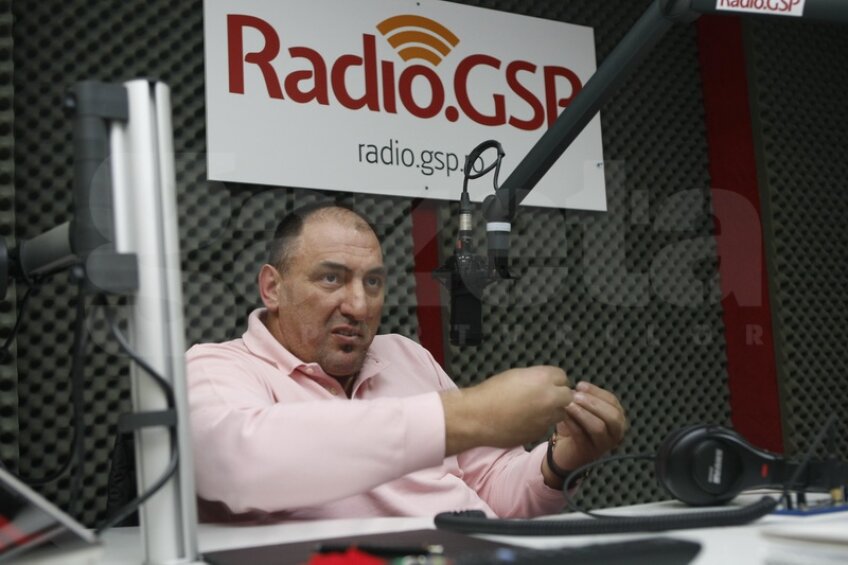 Dumitru Stîngaciu în studioul Radio GSP