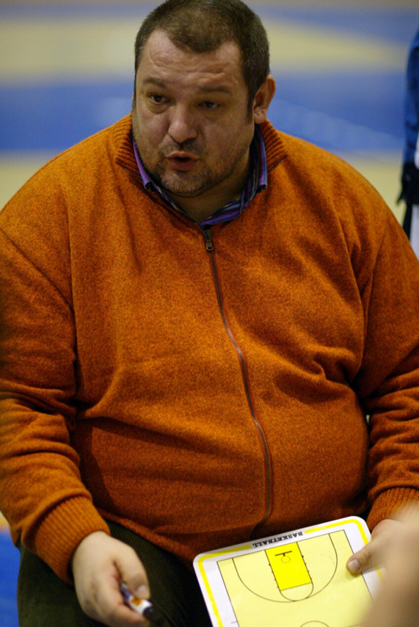 Dragan Petricevici s-a adaptat perfect ca tehnician al echipei din Tunisia.