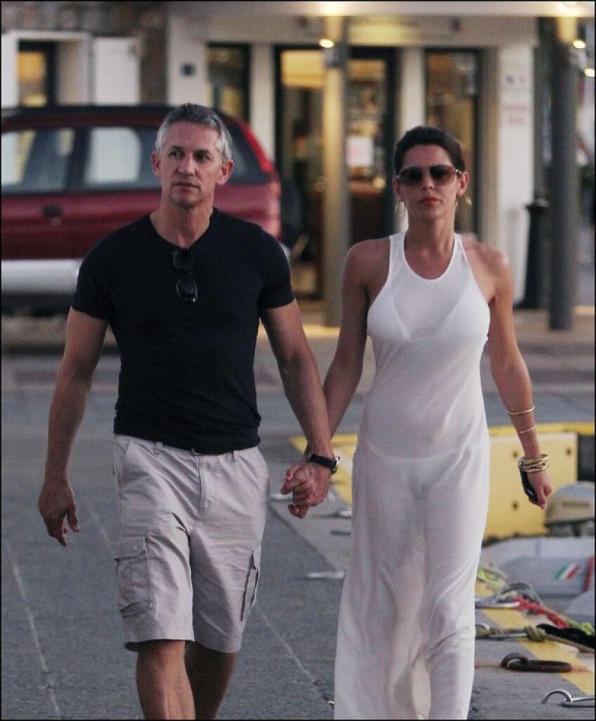 Gary Lineker şi soţia sa, Danielle Bux în vacanţa din Antilele Franceze Sursa: photo news