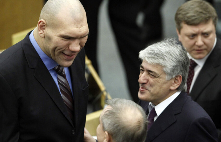 Nikolai Valuev a obţinut în carieră 50 de victorii, 34 prin KO în 53 de meciuri. Sursa: reuters