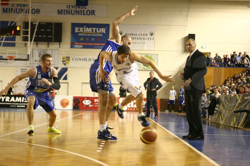 U Mobitelco Cluj a cîştigat derby-ul cu CSU Ploieşti Foto: Lorand Vakarcs