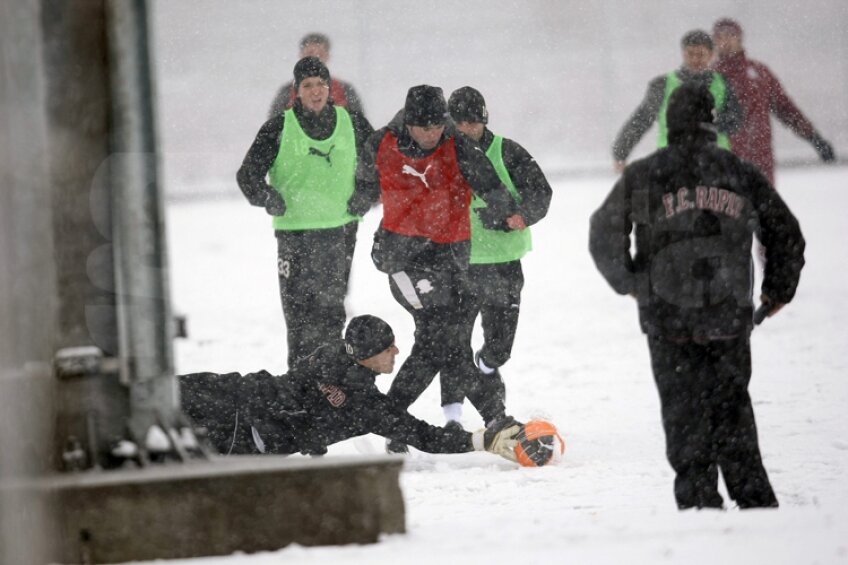 Imagini de la antrenamentul Rapidului