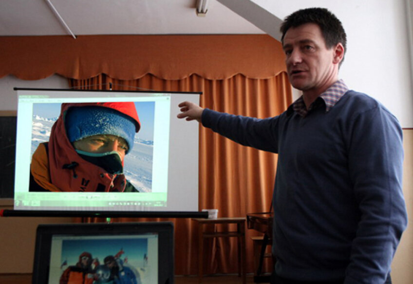 Copiii rîd în hohote: Coco Galescu, transformat de frigul antarctic