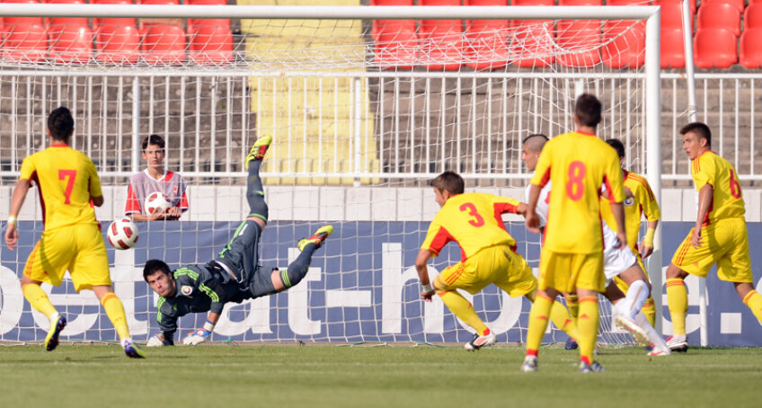 La 0-0, Buzbuchi a parat primul penalty al sîrbilor (min. 12), dar nu s-a mai putut opune la celelalte două lovituri de la 11m