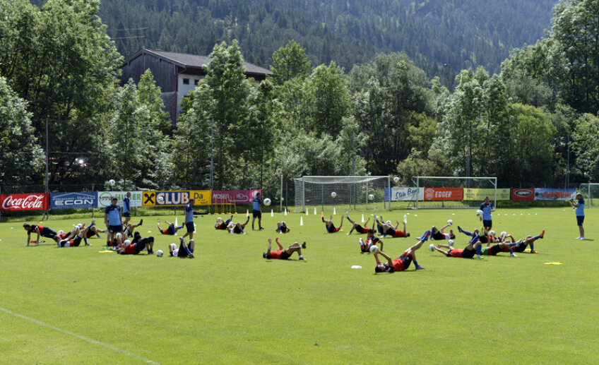 Steaua a terminat primul cantonament al verii