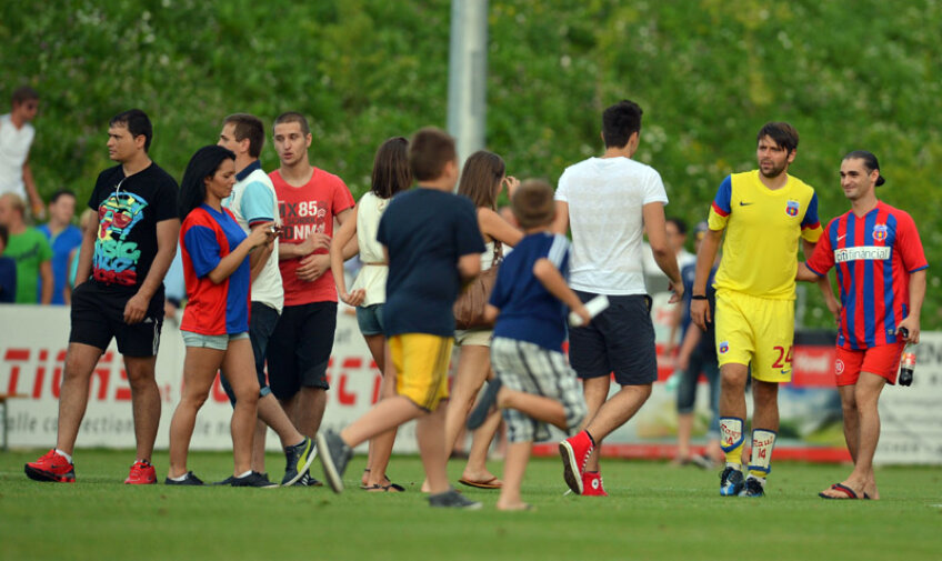 Steaua are suporteri şi în Austria