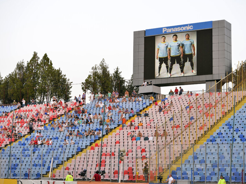 Stadionul Ghencea arată din ce în ce mai rău