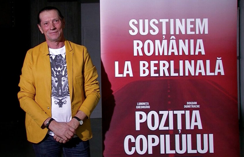Ivan Patzaichin alături de afişul filmului.