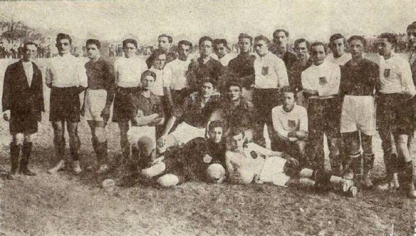 Fotografie de la primul meci
al Rapidului, din 1923
