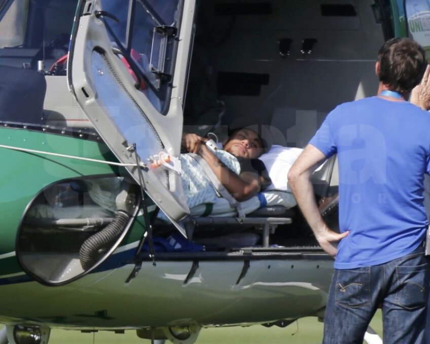Neymar a fost dus cu elicopterul la spital, foto: Reuters