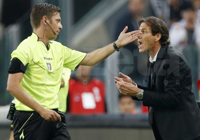Rocchi, eliminîndu-l aici pe Garcia, a fost absolvit la penalty-ul lui Totti și la golul lui Bonucci // Foto: Reuters
