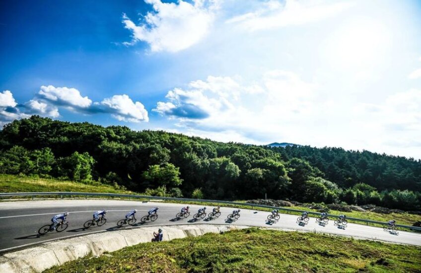Turul Sibiului oferă privelişti minunate şi pentru ciclişti, şi pentru spectatori
