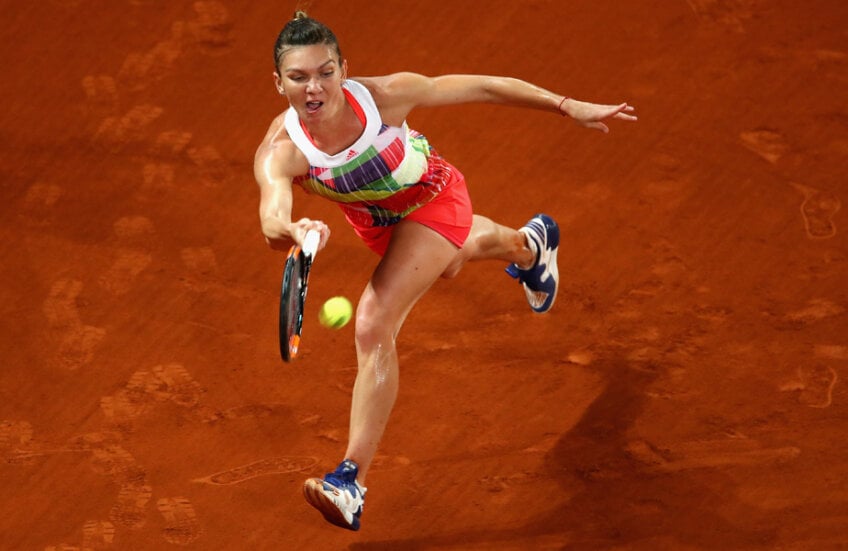 Simona Halep se simte bine pe zgura de la Paris, acolo unde în 2014 a ajuns până în finală // FOTO Guliver/GettyImages